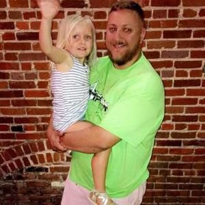 Meet your Posher, Todd